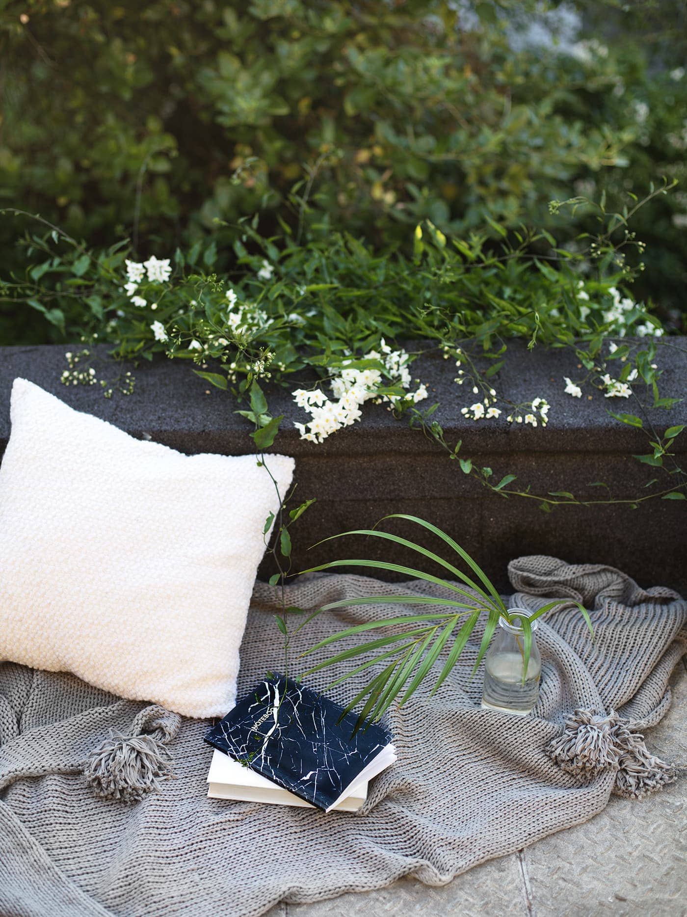styling the seasons August | home style on the terrace