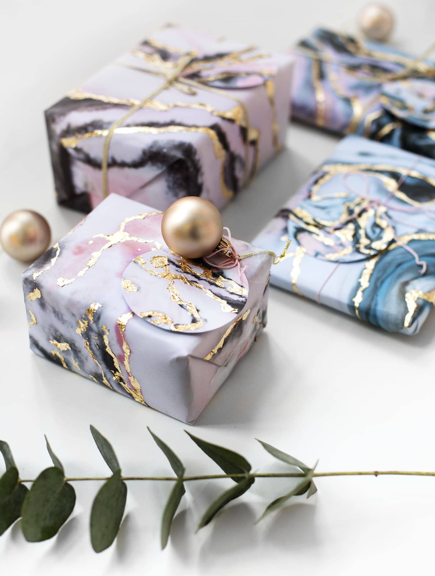 diy-gift-wrap-tutorial-marble-and-gold-leaf