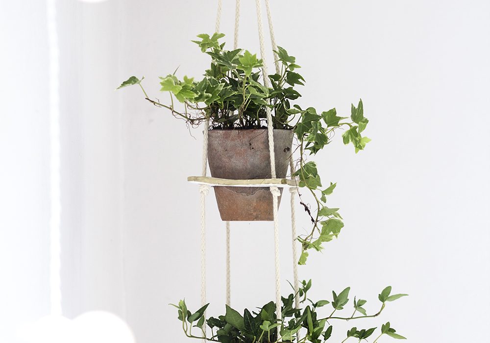 hanging tiered planter