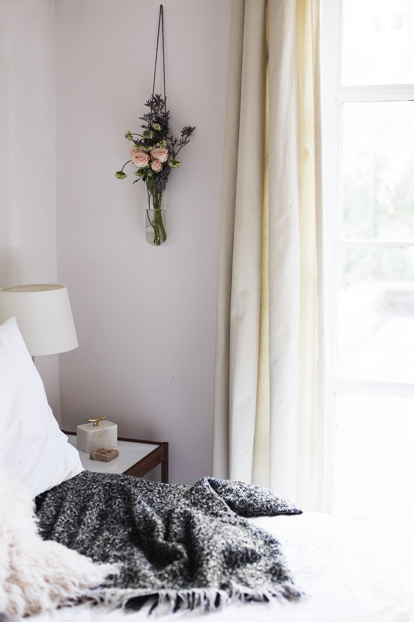 styling the seasons march | bedroom | interiors