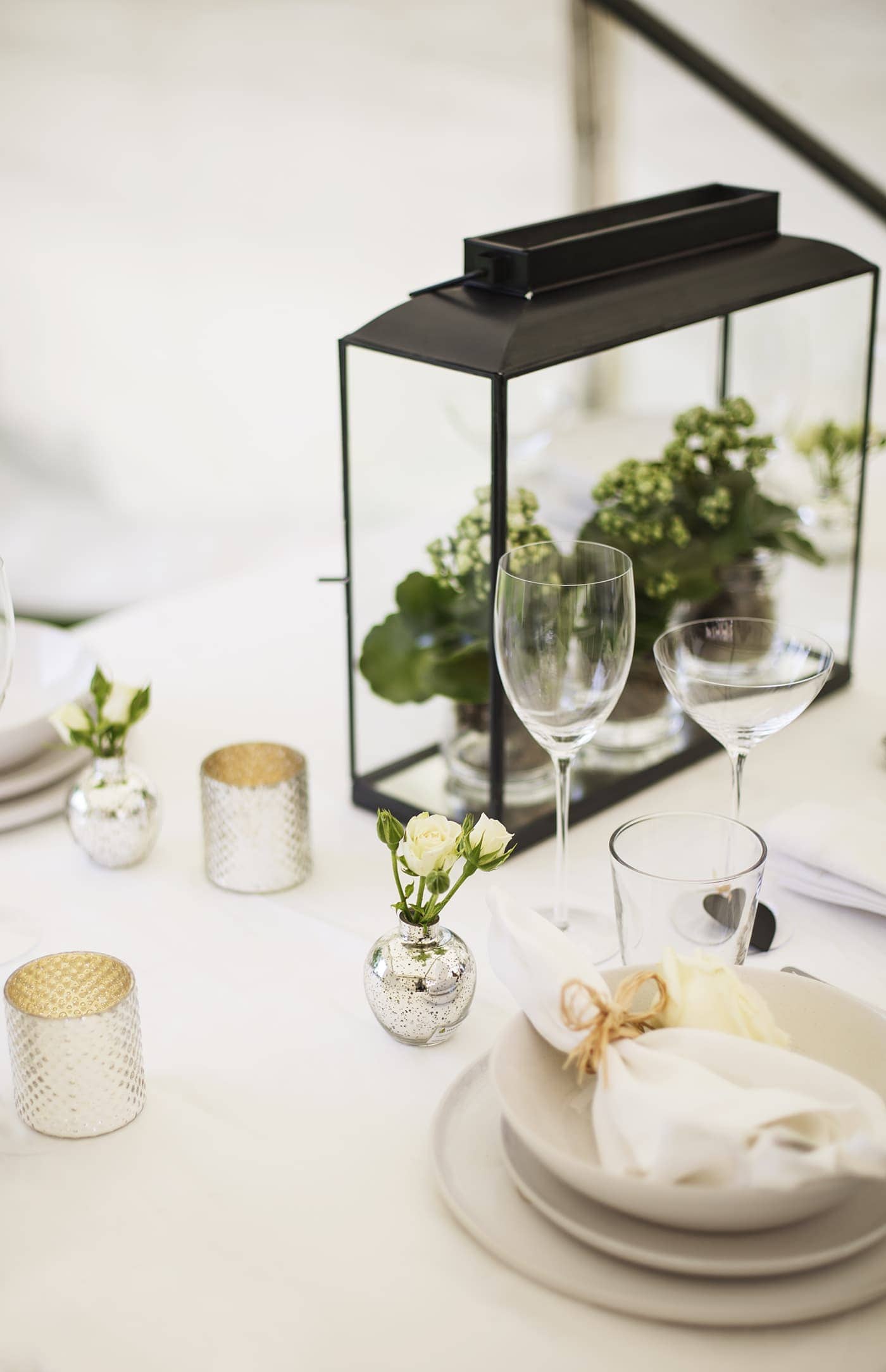 The White Company summer entertaining | table centre styling