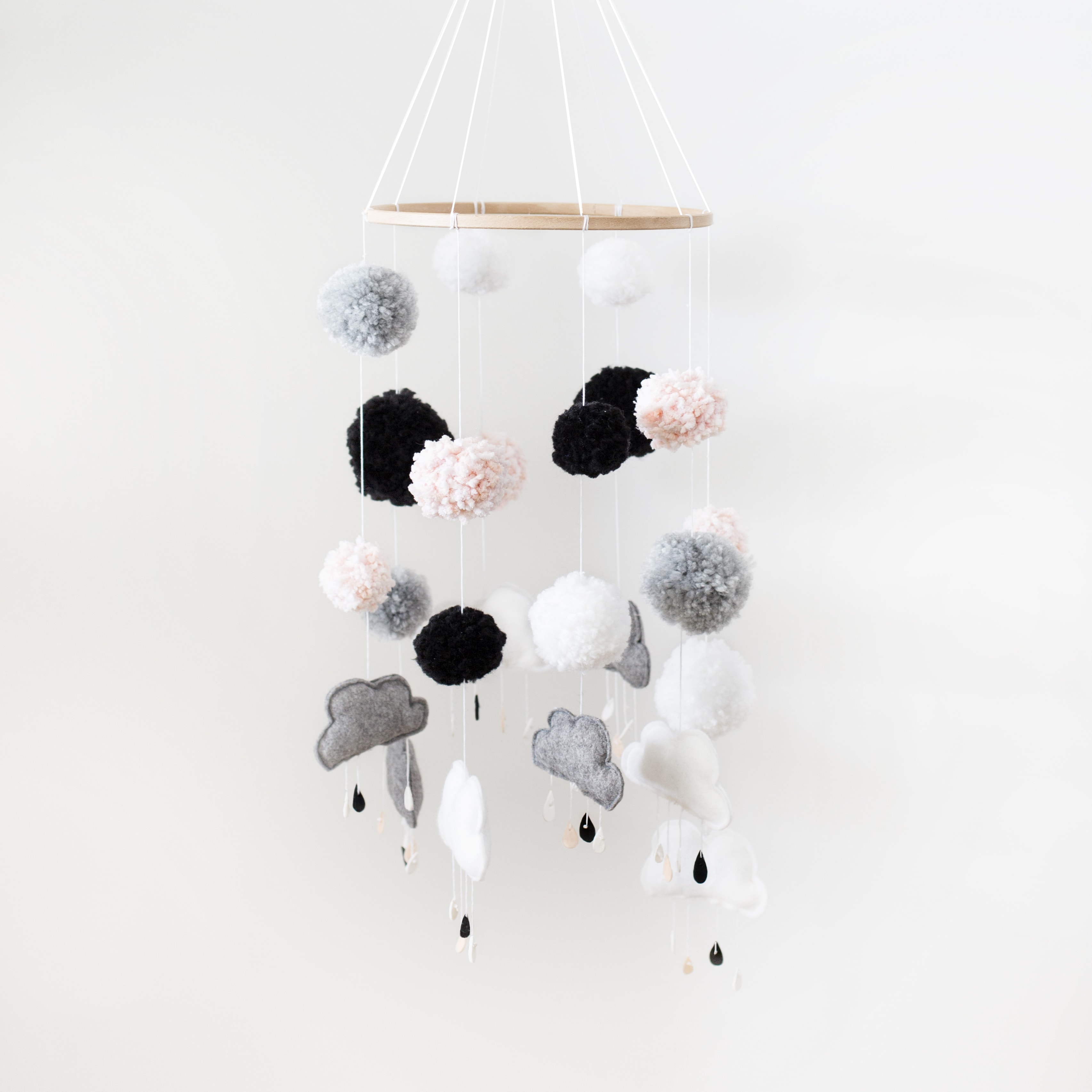 monochrome cot mobile