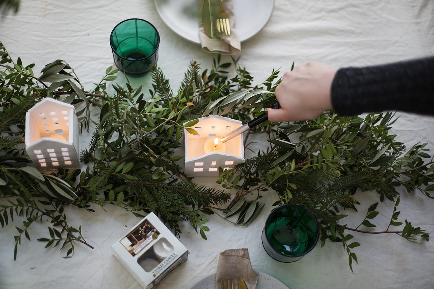DIY Festive Tea light Houses with Yankee Candle