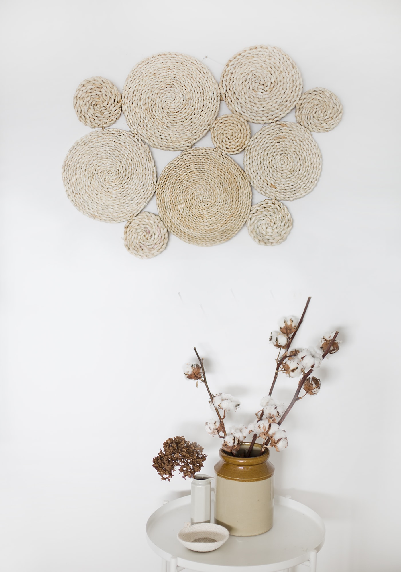 DIY Raffia Wall Hanging