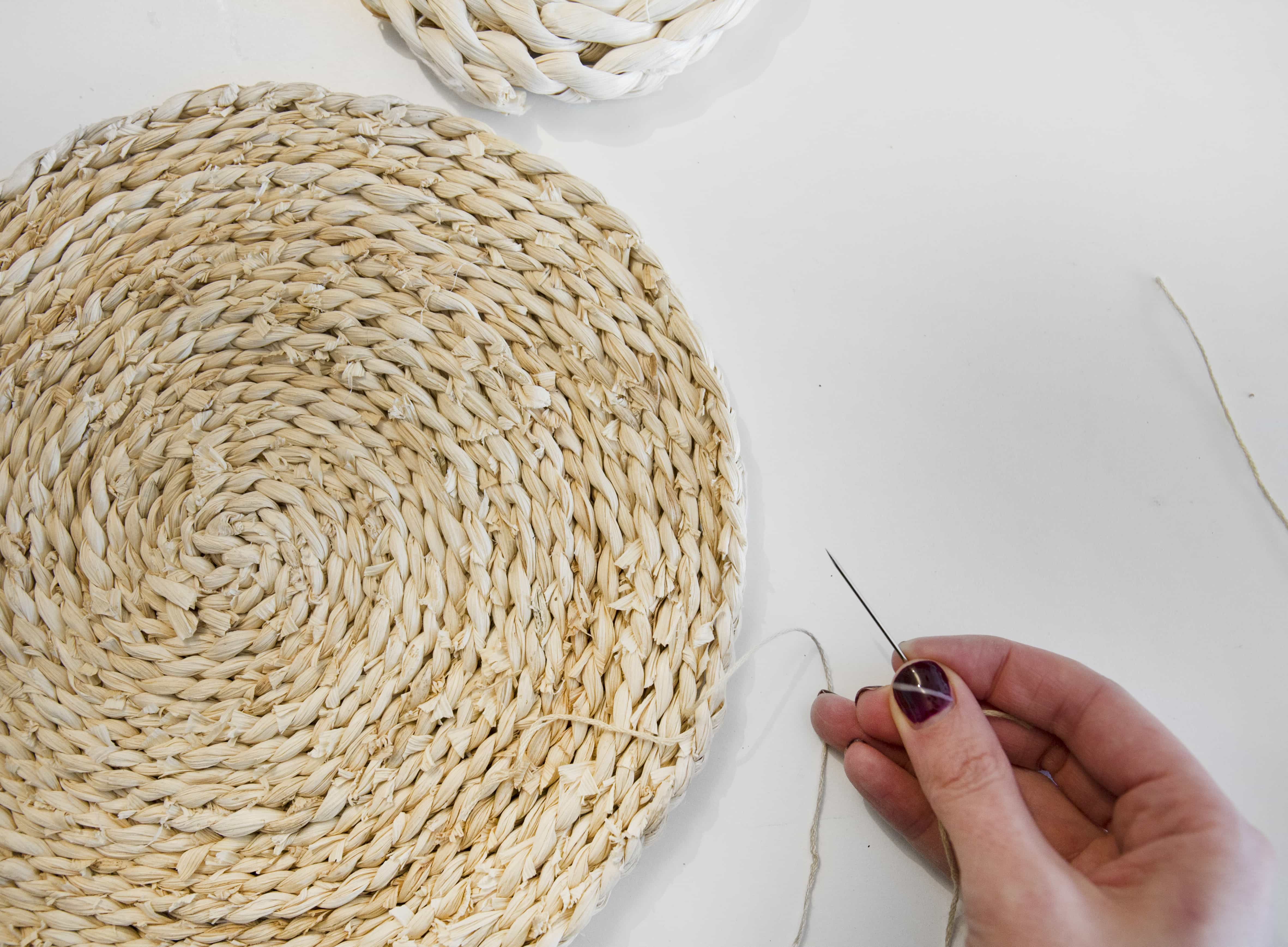 DIY Raffia Wall Hanging