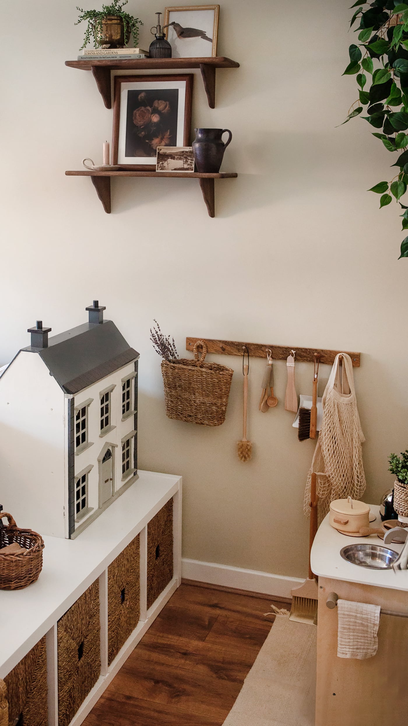 DIY thrifted dolls house makeover